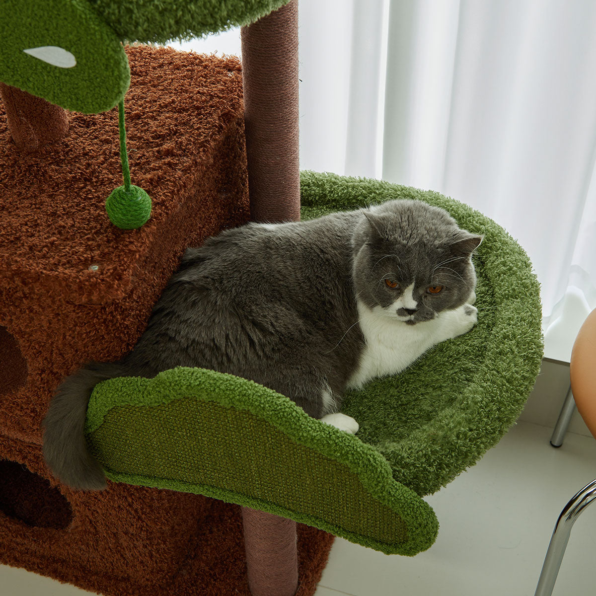Pine-Shaped Multi-Level Cat Tree | Large Cat Tower with Scratching Posts for Large Cats
